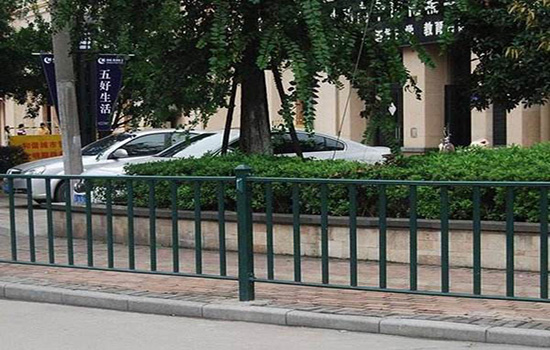 鐵藝道路<a href=http://www.dyjybw.cn target=_blank class=infotextkey>護欄</a>